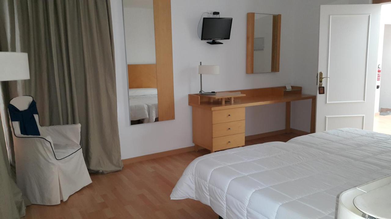 Nuevo Hotel Vista Alegre บัลเดเปญญาส ภายนอก รูปภาพ