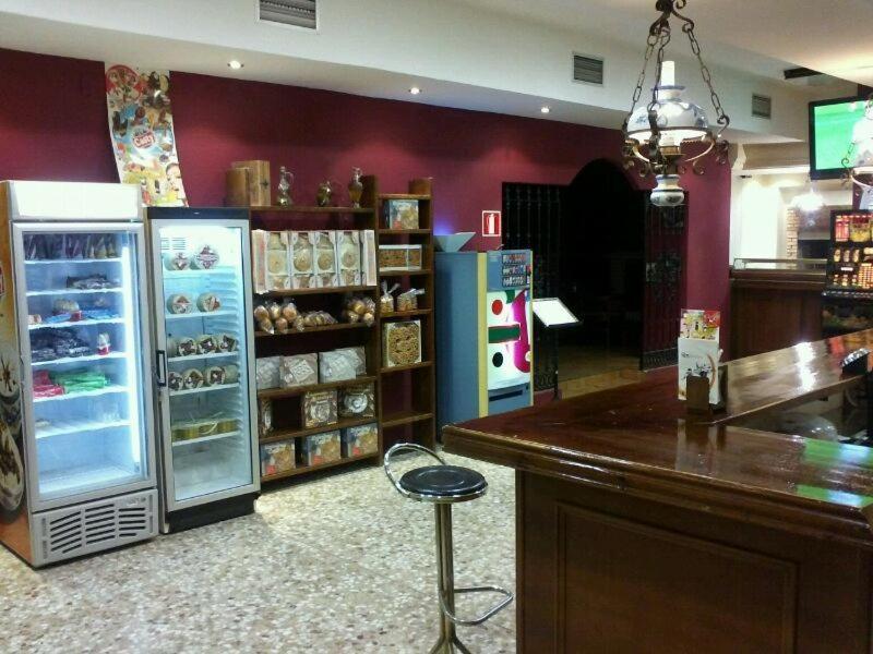 Nuevo Hotel Vista Alegre บัลเดเปญญาส ภายนอก รูปภาพ